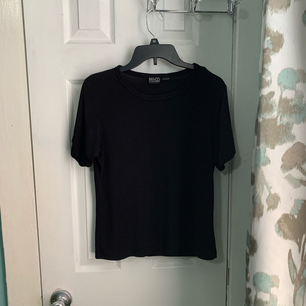 Staple black tee